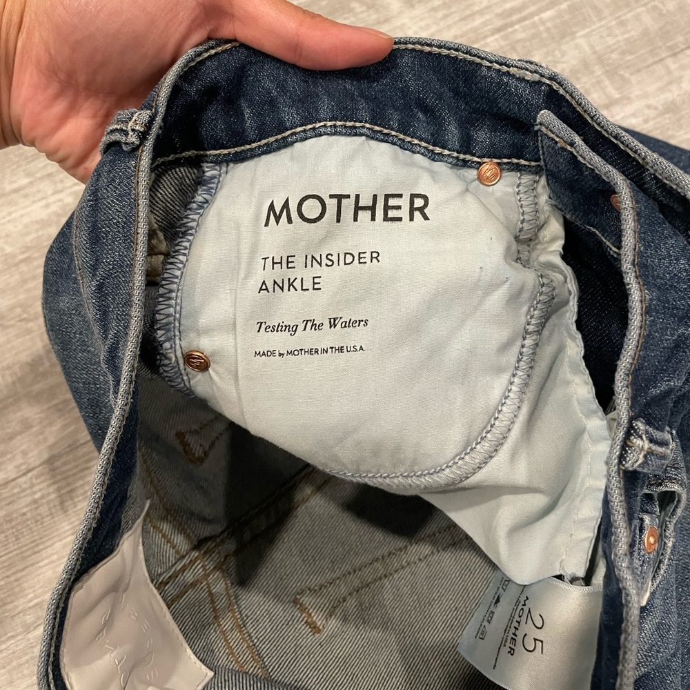 MOTHER The Insider Dark Blue Ankle Jeans - Picture 7 of 8